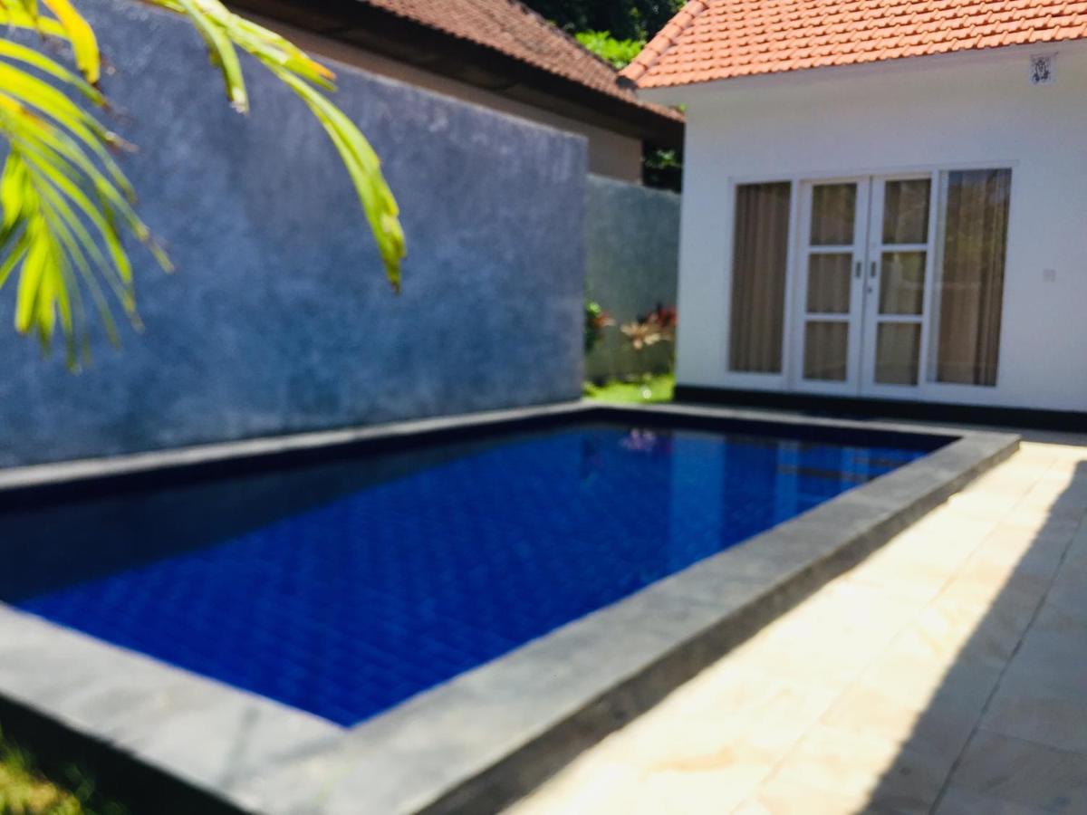 Queen Guest House Tulamben Exterior photo